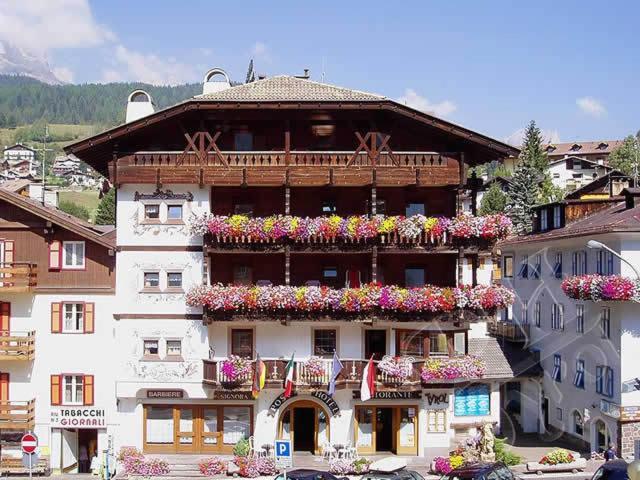Post Hotel Ristorante Tyrol Moena Esterno foto