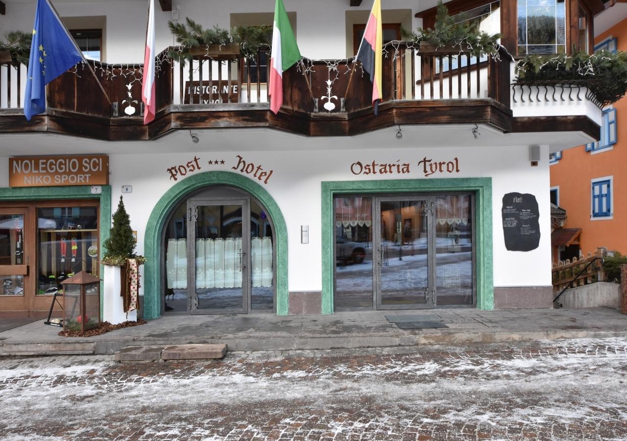 Post Hotel Ristorante Tyrol Moena Esterno foto