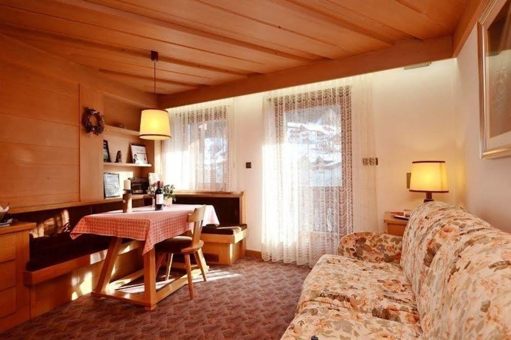 Post Hotel Ristorante Tyrol Moena Esterno foto